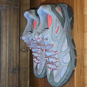 Teva Ladies Trail Athletic Lace up S/N 4050 Size 8